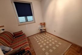 Crikvenica, Kačjak - dvosoban stan sa prekrasnim pogledom -100m od mora, Crikvenica, Apartamento