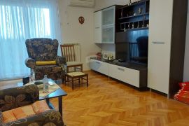 Rijeka, Krimeja, Stan 2skl, površine 56m2, Rijeka, Appartment