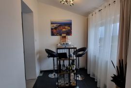 Istra, Rovinj - stan s pogledom na more i stari grad 55m2, Rovinj, Appartement