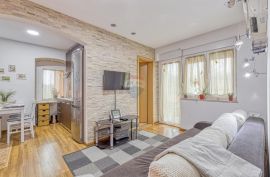 MATULJI,JUŠIĆI- 2 stana sveukupne površine 62 m2, Matulji, Flat