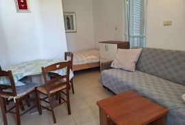 Baška - prekrasan stan 43m2, blizu  mora, Baška, Apartamento