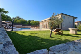 OTOK KRK-DOBRINJ moderna mediteranska kamena villa s bazenom i okućnicom, Dobrinj, Casa