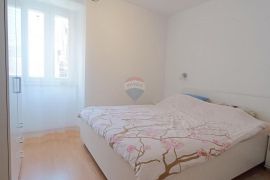 Istra, Rovinj - ODLIČNA PRILIKA- stan i veliki podrum, Rovinj, Appartement