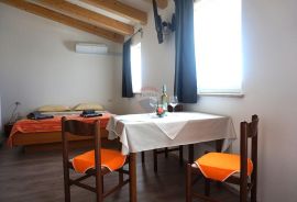 Istra, Rovinj, apartmanska kuća, Rovinj, Ev