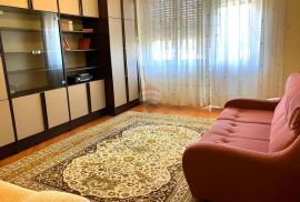 Istra, Pula, stan 61 m2 s dva balkona, Pula, Apartamento