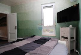 ISTRA, KAŠTEL - Trosobni stan 87 m2 s garažom, pogled more!, Buje, Flat