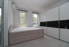 ISTRA, KAŠTEL - Trosobni stan 87 m2 s garažom, pogled more!, Buje, Flat