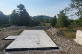 Klana, građevinsko zemljište 1102 m2 s građevinskom dozvolom, Klana, Zemljište