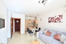 Istra, Vabriga - stan u prizemlju sa vlastitom okućnicom i bazenom na korištenje, Tar-Vabriga, Flat