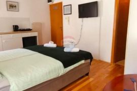 Rovinj,novouređeni studio u strogom centru-18,5m2, Rovinj, Daire