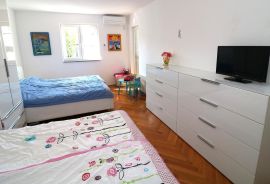 POREČ-stan s privatnim bazenom, Poreč, Appartment