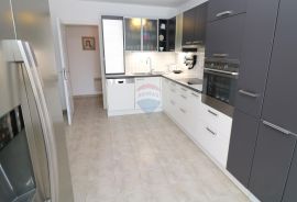 POREČ-stan s privatnim bazenom, Poreč, Appartement