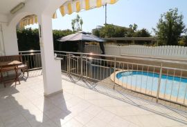 POREČ-stan s privatnim bazenom, Poreč, Apartamento