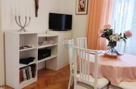 Senj,50 m2,  2S+DB, centar, u blizini mora, Senj, Wohnung