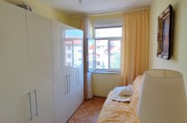 Senj,50 m2,  2S+DB, centar, u blizini mora, Senj, Appartment