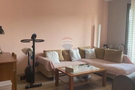 Rijeka, 2s kl, stan 53 m2 s okućnicom., Rijeka, Appartment