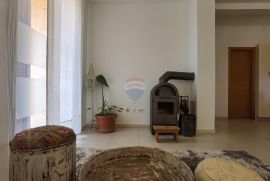 Stan u prizemlju s okućnicom u blizini Poreča, Poreč, Appartement