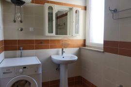 Stan u prizemlju s okućnicom u blizini Poreča, Poreč, Apartamento