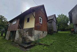 Skrad, samostojeća kuća s gospodarskom zgradom , Gorski kotar, Skrad, Casa