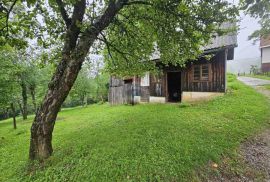 Skrad, samostojeća kuća s gospodarskom zgradom , Gorski kotar, Skrad, Casa