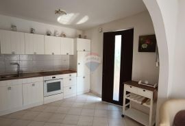 Istra, Novigrad- Stan u prizemlju 700 m do mora, Novigrad, Appartement