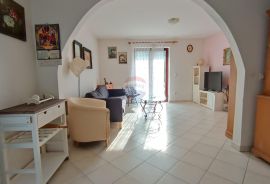 Istra, Novigrad- Stan u prizemlju 700 m do mora, Novigrad, Appartment