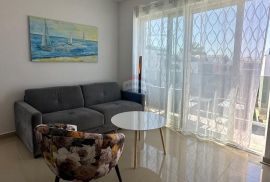 Istra,Novigrad - Stan prvi red do mora s krovnom terasom, Novigrad, Apartamento