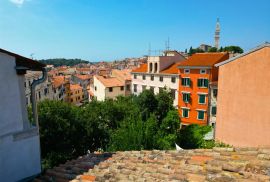 Rovinj,veliki stan u baroknoj palači+dvorište+tavan+terasa, Rovinj, Wohnung