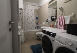 Istra, Novigrad - Dvosoban stan u prizemlju s vrtom, Novigrad, Apartamento