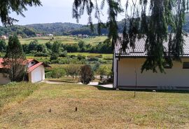 Karlovačka županija , Duga resa - Građevinsko zemljište 806 m2, Duga Resa, أرض