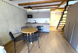 Rovinj,novi stan u starom gradu-55m2, Rovinj, Appartement