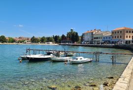 Stan u centru Poreča u blizini mora, Poreč, شقة