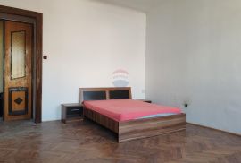 Rijeka, Centar, 109 m2, za adaptaciju, Rijeka, Appartment