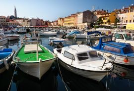 Rovinj,novi hotel u centru, Rovinj, Коммерческая недвижимость