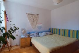 Rovinj, stan od 65 m2, 2 SS, Rovinj, Appartment