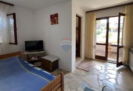 Istra, Rovinj -  stan u prizemlju na 300 m od plaže, Rovinj, Apartamento