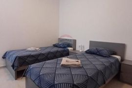 Pula, Štinjan, komforan stan u novogradnji, Pula, Apartamento