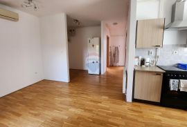 Stan Dugo Selo centar, DB + 2SS, lođa, Dugo Selo, Apartamento