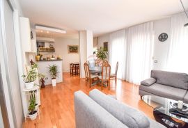 Zagreb, Medveščak, peterosoban stan s parkingom, Gornji Grad - Medveščak, Apartamento