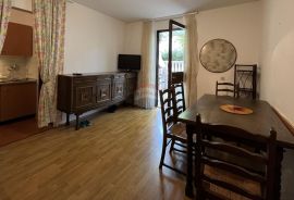 Istra, Poreč, okolica - Stan u prizemlju s terasom, Poreč, Appartement