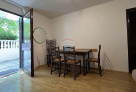 Istra, Poreč, okolica - Stan u prizemlju s terasom, Poreč, Appartement