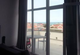 Umag, centar - jedinstveni penthouse studio, izvanredan pogled, Umag, Appartment