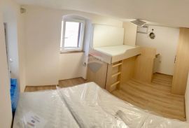 Baška - uređeni dvoetažni stan 23m2, Baška, Apartamento