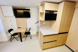 Baška - uređeni dvoetažni stan 23m2, Baška, Apartamento