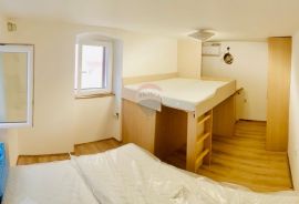 Baška - uređeni dvoetažni stan 23m2, Baška, Apartamento