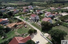 Kuća 220 m2 – Poljica Brig *Velika okućnica* (ID-2481/E), Nin, Kuća