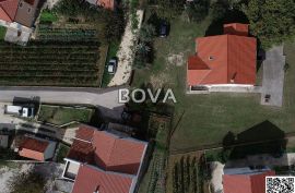 Kuća 220 m2 – Poljica Brig *Velika okućnica* (ID-2481/E), Nin, Σπίτι