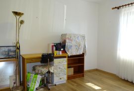 Kastav - prizemlje sa okućnicom, Kastav, Apartamento