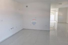 Crikvenica- novogradnja 3S+DB 400m od mora, Crikvenica, Wohnung