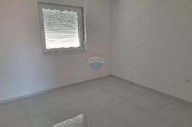 Crikvenica- novogradnja 3S+DB 400m od mora, Crikvenica, Apartamento